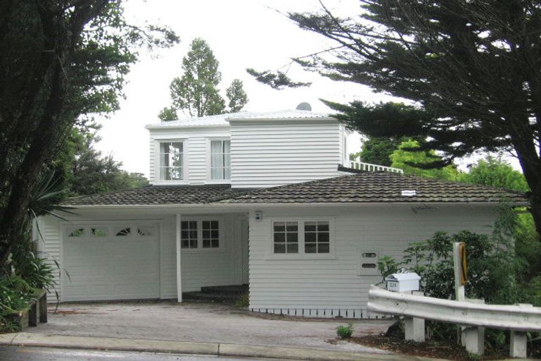 Photo of property in 221 Godley Road, Titirangi, Auckland, 0604