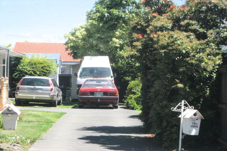 Photo of property in 18 Steadman Road, Broomfield, Christchurch, 8042