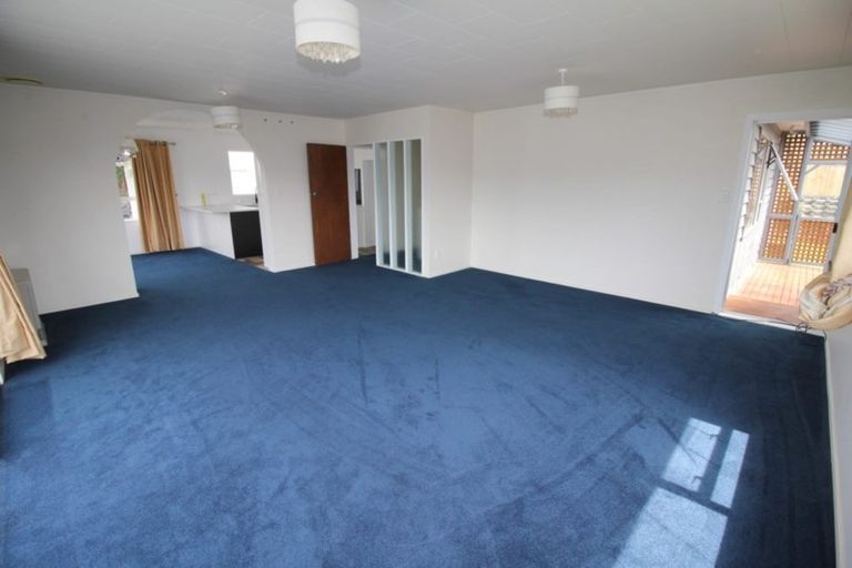 Photo of property in 14 Katarina Grove, Tawa, Wellington, 5028