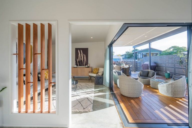 Photo of property in 12a Mahana Road, Paraparaumu Beach, Paraparaumu, 5032