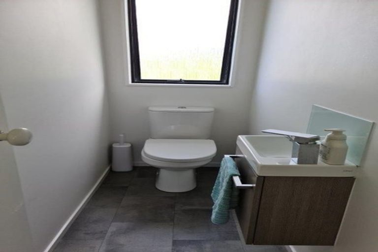 Photo of property in 80a Frobisher Street, Island Bay, Wellington, 6023