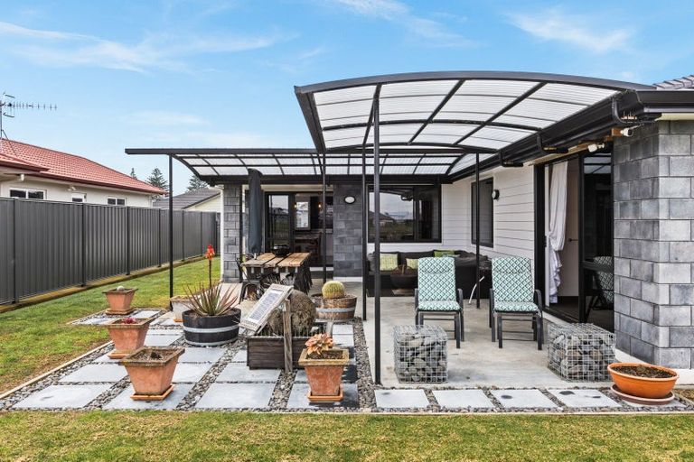 Photo of property in 11 Aparima Place, Awatoto, Napier, 4110