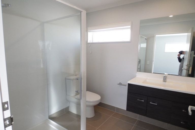 Photo of property in 9 Liquidambar Drive, Hobsonville, Auckland, 0616