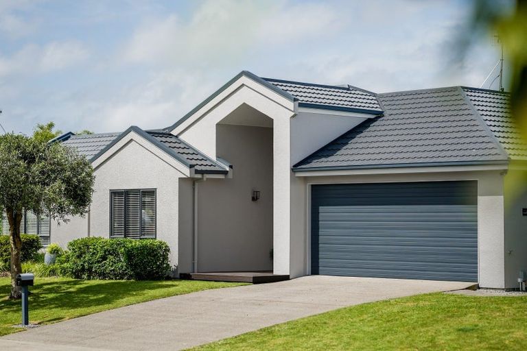 Photo of property in 7 San Vito Place, Paraparaumu Beach, Paraparaumu, 5032
