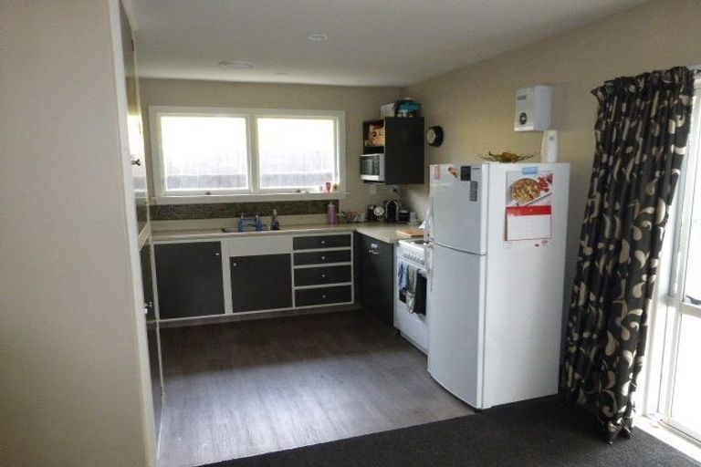 Photo of property in 4 Kyeburn Place, Avonhead, Christchurch, 8042