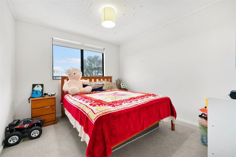 Photo of property in 46 Maywood Crescent, Glen Eden, Auckland, 0602