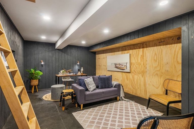 Photo of property in 79 Marine Parade, Paraparaumu Beach, Paraparaumu, 5032