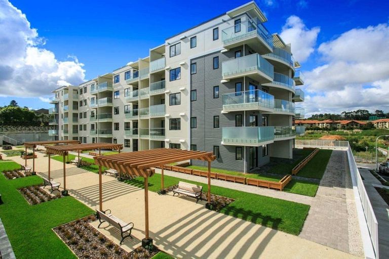 Photo of property in Apollo Apartments, 103/46 Rosedale Road, Rosedale, Auckland, 0632