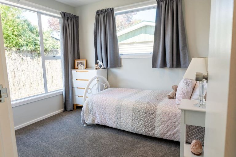 Photo of property in 33 Geddis Street, Rangiora, 7400