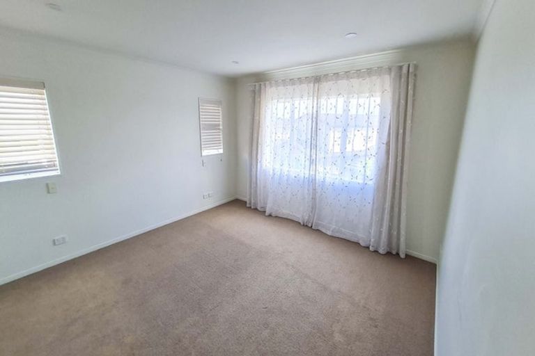 Photo of property in 5 Mccathie Drive, Flat Bush, Auckland, 2019
