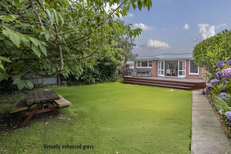 Photo of property in 28 Ashgrove Street, Rangiora, 7400