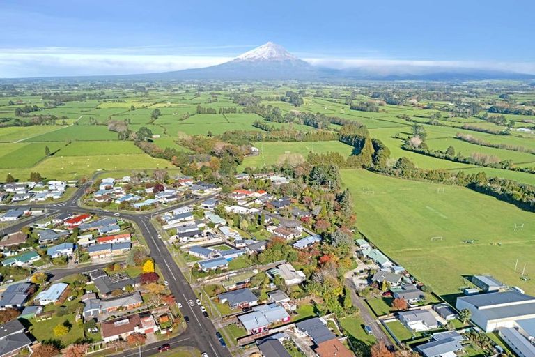 Photo of property in 8 Rewa Street, Inglewood, 4330