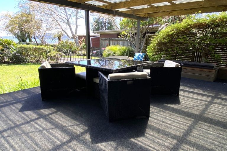 Photo of property in 9 Cooper Avenue, Holdens Bay, Rotorua, 3010