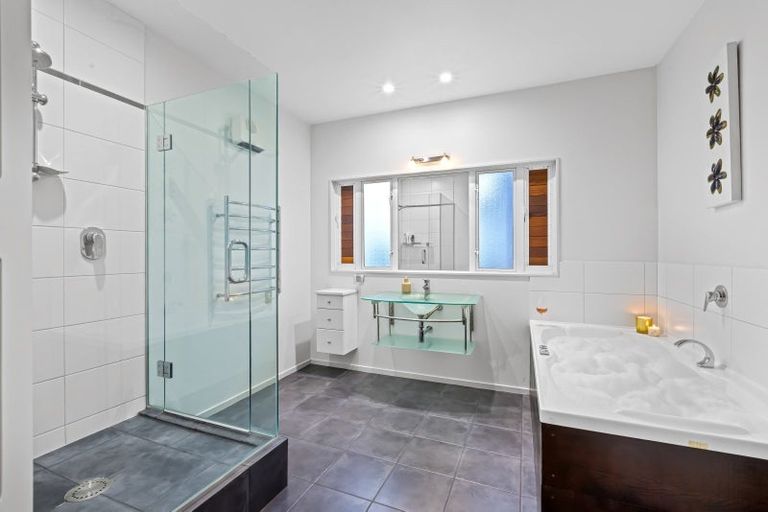 Photo of property in 298 Mahurangi West Road, Puhoi, Warkworth, 0983