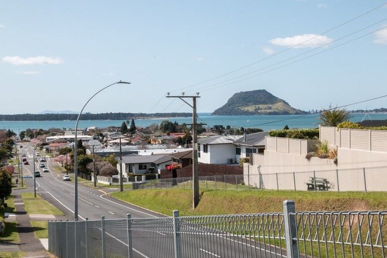 Photo of property in 1/4 Linklater Avenue, Bellevue, Tauranga, 3110