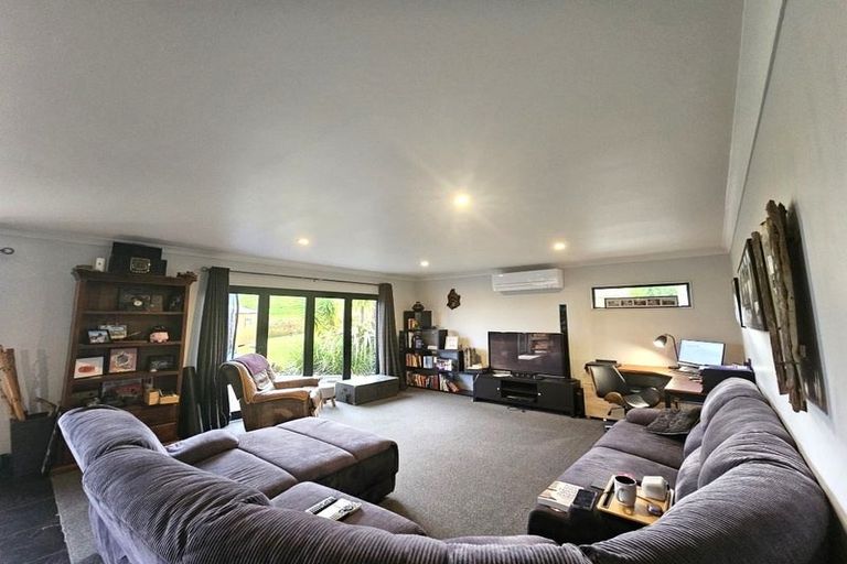 Photo of property in 306r Waitaha Road South, Welcome Bay, Tauranga, 3175