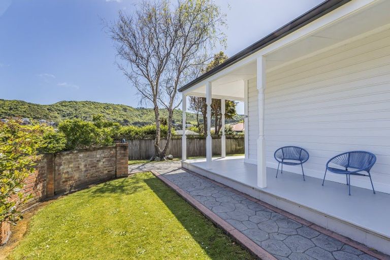 Photo of property in 23a Clyde Street, Island Bay, Wellington, 6023