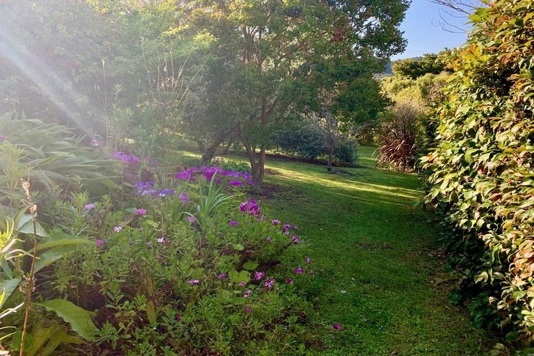 Photo of property in 33 Ritchie Road, Parua Bay, Whangarei, 0174