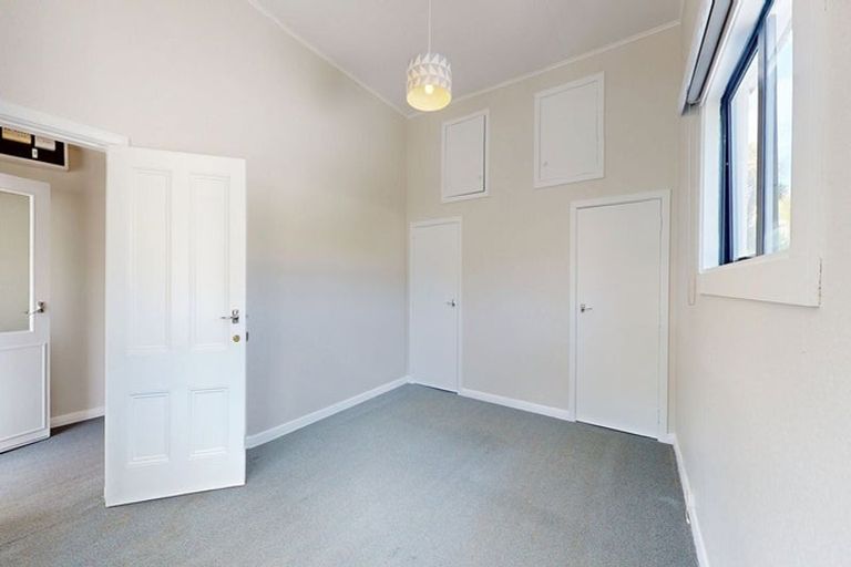 Photo of property in 23 Emerson Street, Berhampore, Wellington, 6023