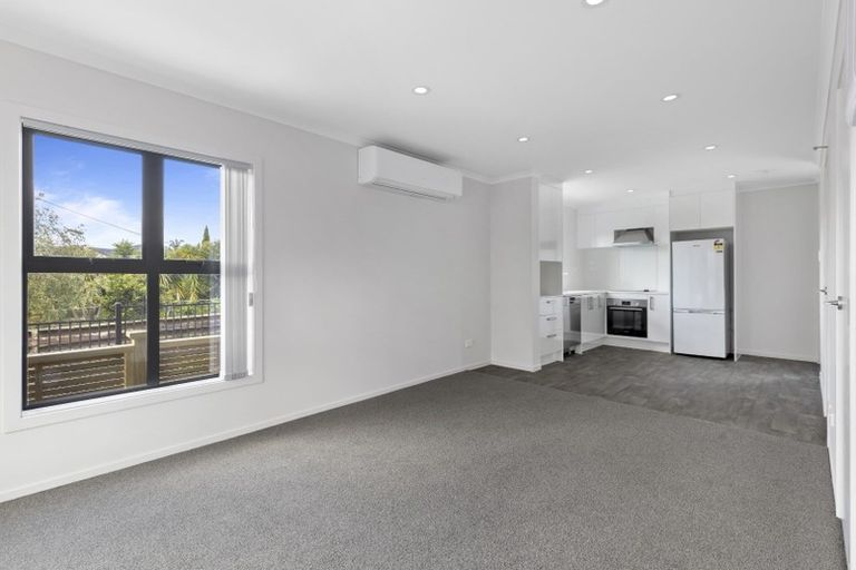 Photo of property in 2/9 Marlene Avenue, Te Atatu South, Auckland, 0610