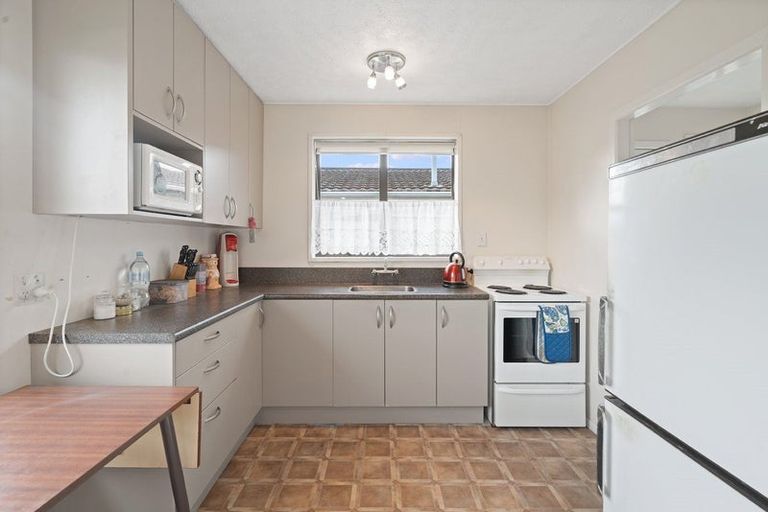 Photo of property in 1/6 Steadman Road, Broomfield, Christchurch, 8042