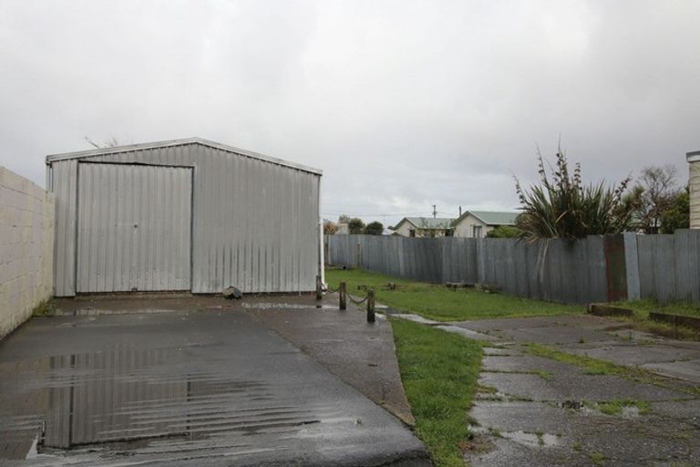 Photo of property in 27 Dipton Street, Kingswell, Invercargill, 9812