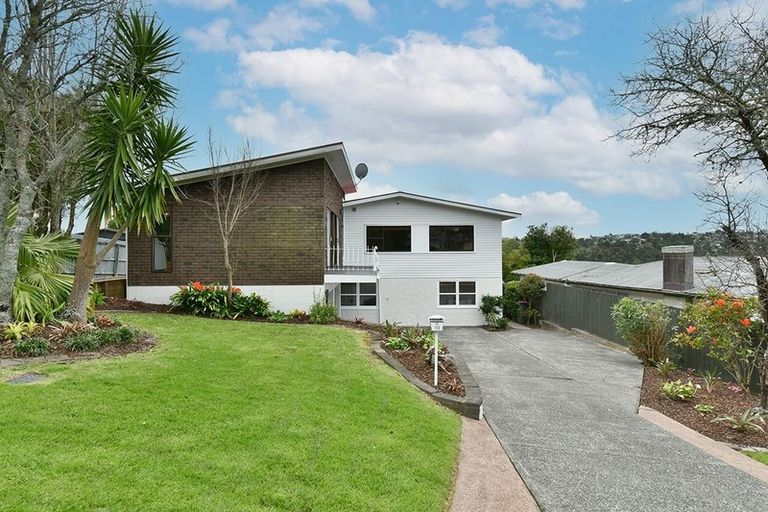Photo of property in 10 Castleton Street, Birkdale, Auckland, 0626