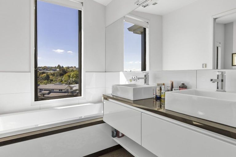 Photo of property in 6/5 The Moorings, Two Mile Bay, Taupo, 3330