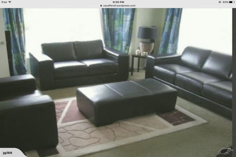 Photo of property in 36b Tamworth Crescent, Newlands, Wellington, 6037