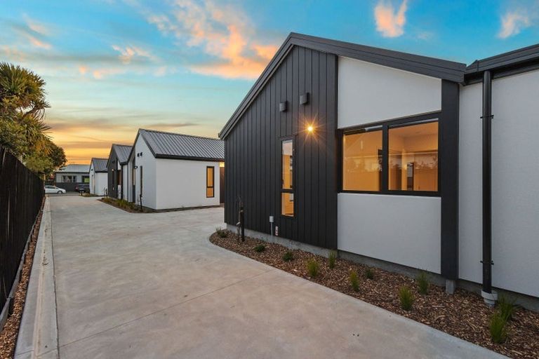 Photo of property in 3/31 Norwich Street, Linwood, Christchurch, 8062