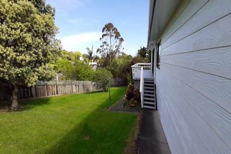 Photo of property in 6b Commins Road, Onerahi, Whangarei, 0110