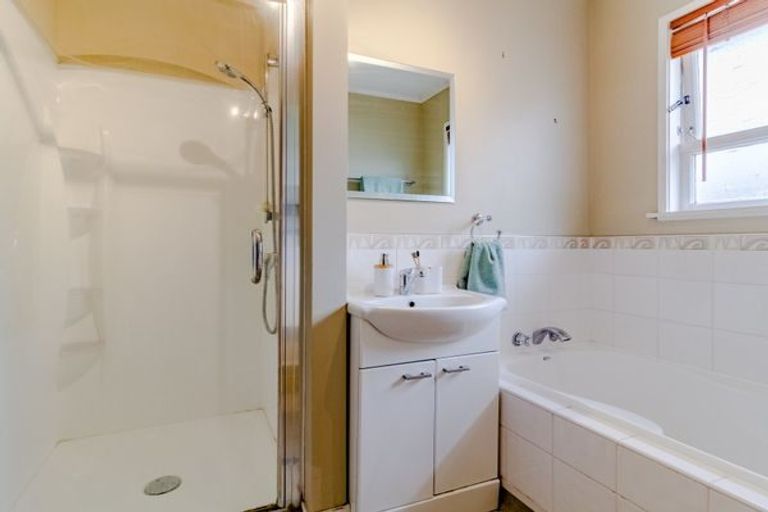 Photo of property in 77 York Avenue, Tamatea, Napier, 4112