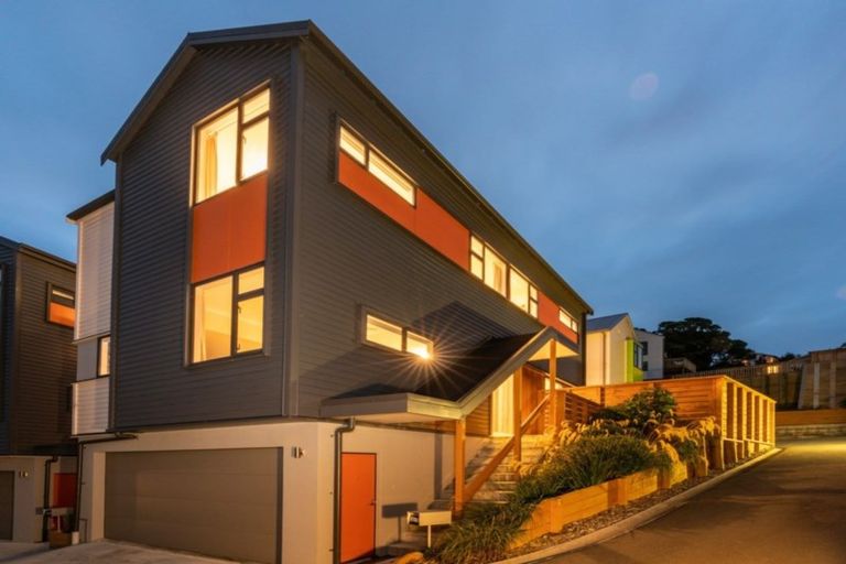 Photo of property in 16/22u Booth Street, Miramar, Wellington, 6022