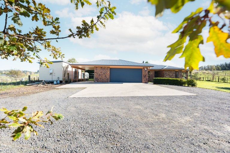 Photo of property in 65 Monteith Street, Halcombe, Feilding, 4779