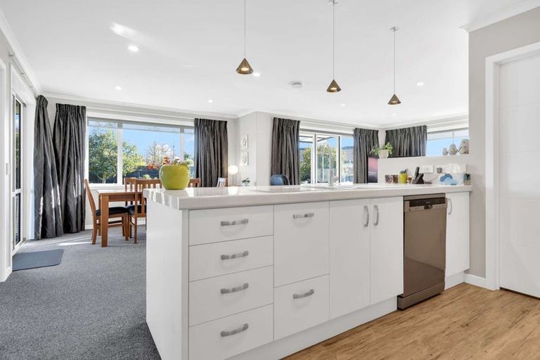 Photo of property in 42 Curtis Street, Stoke, Nelson, 7011