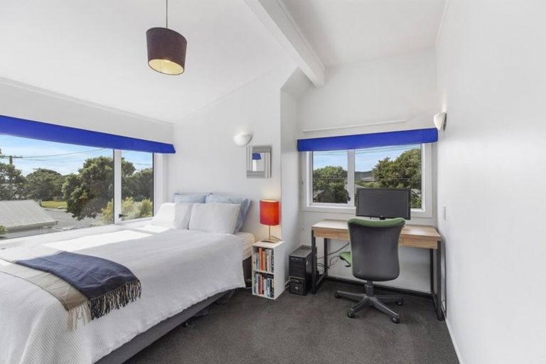 Photo of property in 18 Hector Street, Seatoun, Wellington, 6022