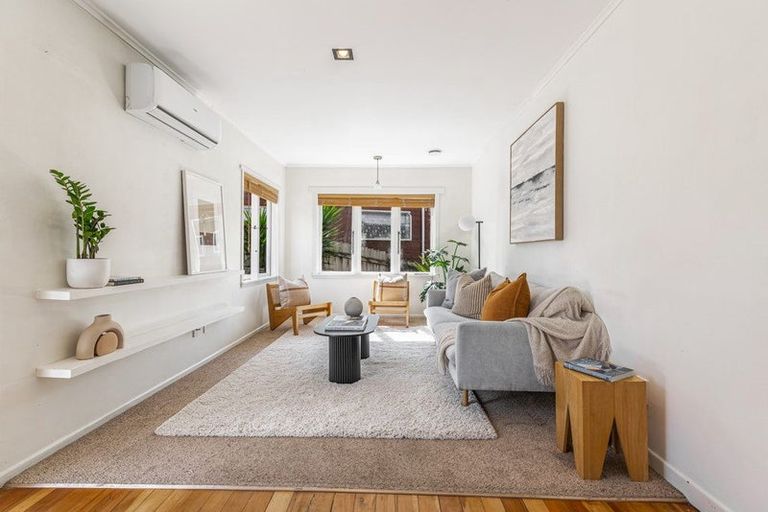 Photo of property in 13a Kinvig Place, Ranui, Auckland, 0612