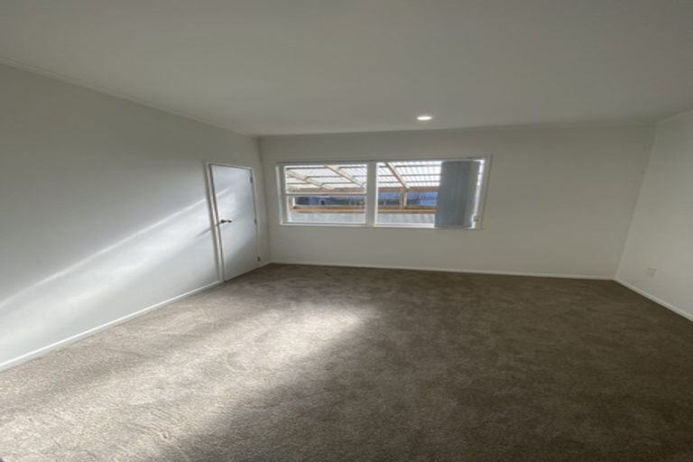 Photo of property in 106 Canongate Street, Birkdale, Auckland, 0626