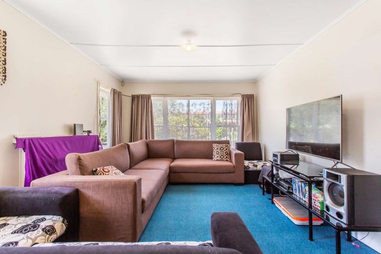 Photo of property in 60 Gilbert Road, Otara, Auckland, 2023