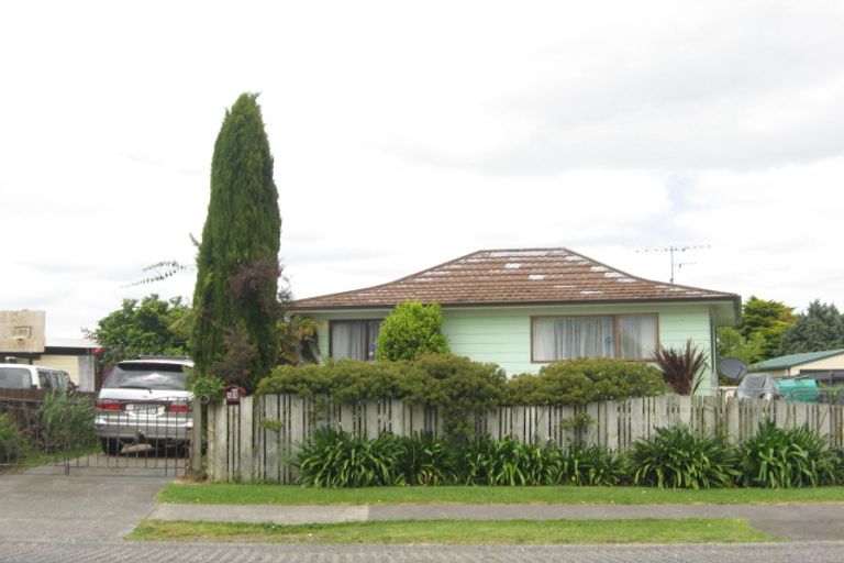Photo of property in 53 Manuroa Road, Takanini, 2112