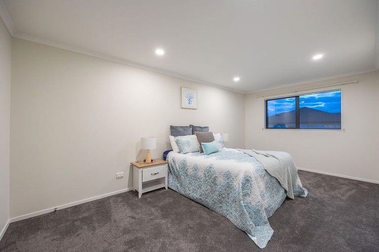 Photo of property in 10 Drumconnell Drive, Flat Bush, Auckland, 2019