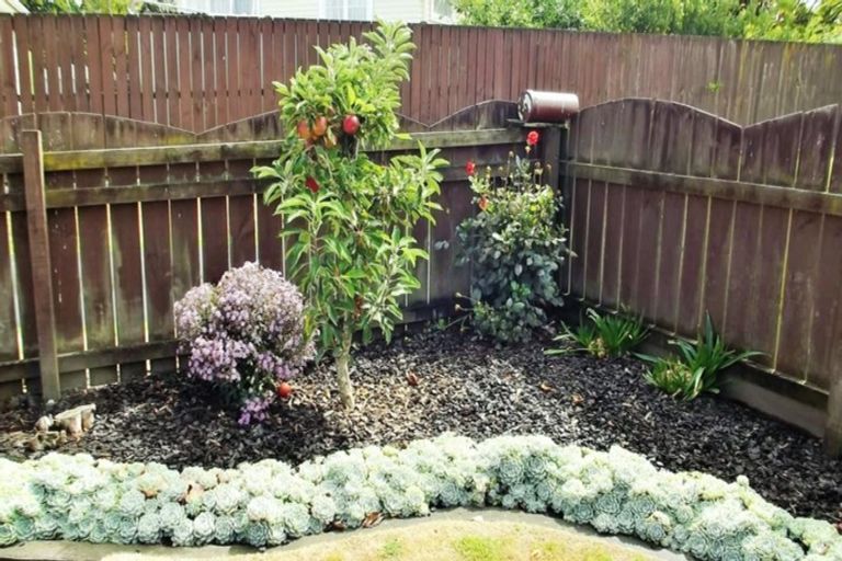 Photo of property in 2/64 Marne Road, Papakura, 2110