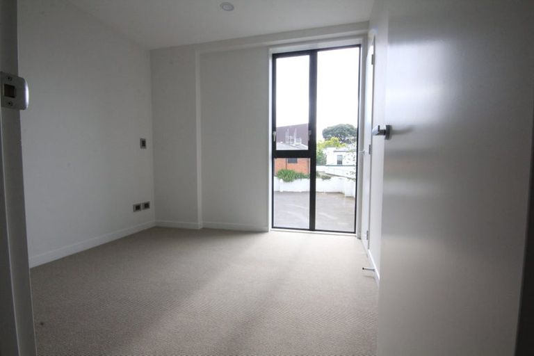 Photo of property in 10 Lion Place, Papamoa, 3118