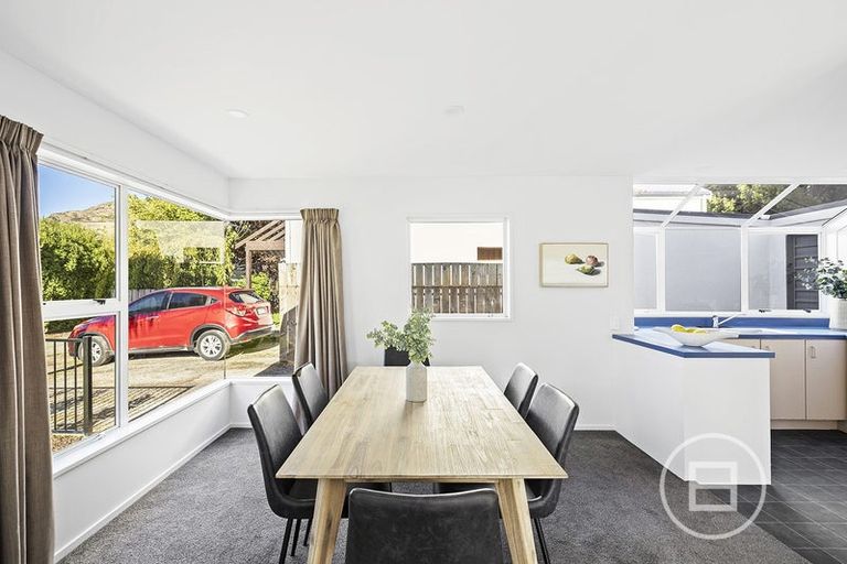 Photo of property in 28 Kawarau Place, Frankton, Queenstown, 9300