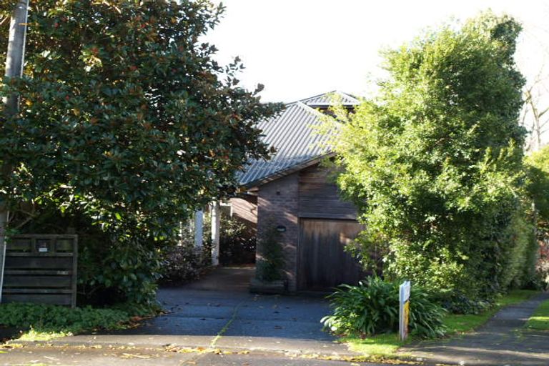 Photo of property in 14 Masefield Street, Cockle Bay, Auckland, 2014