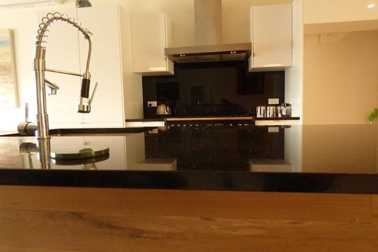 Photo of property in 12 Seabreeze Road, Narrow Neck, Auckland, 0624