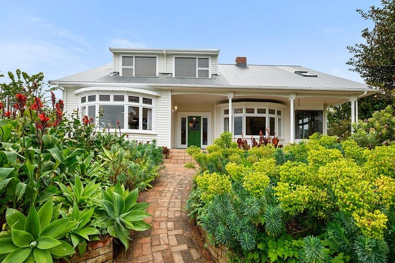 Photo of property in 533 Devon Street West, Blagdon, New Plymouth, 4310