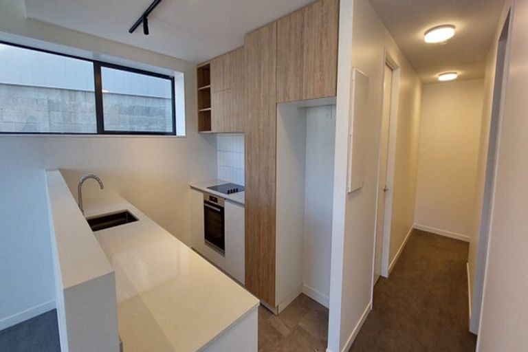 Photo of property in 67u1 Tiketike Way, Brooklyn, Wellington, 6021