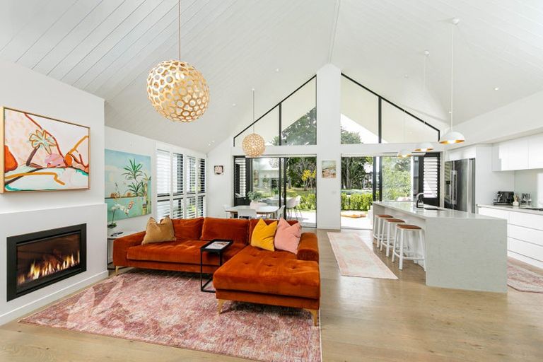 Photo of property in 3 Airmens Lane, Hobsonville, Auckland, 0616