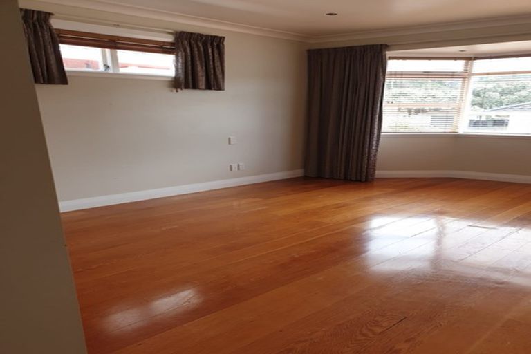 Photo of property in 333 The Parade, Island Bay, Wellington, 6023